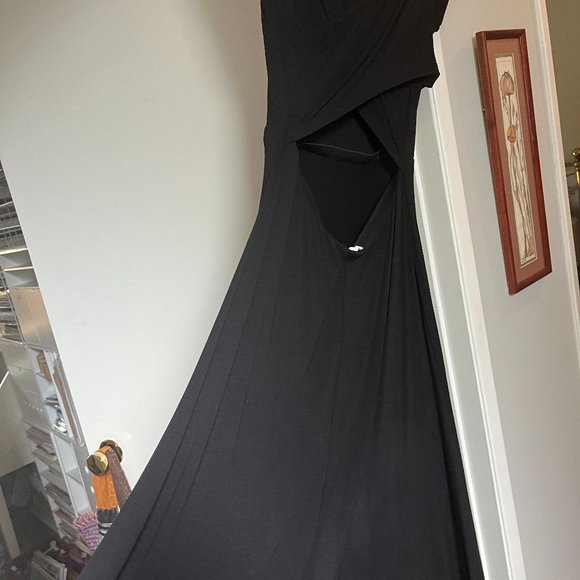 BLACK DRESS - Picture 3 of 12